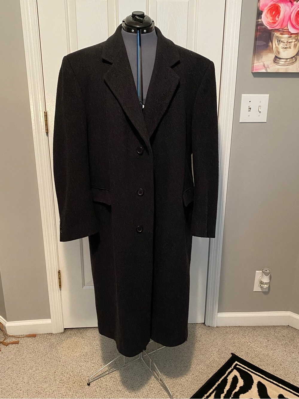 Nino Cerruti Wool Cashmere Mens 46R Black Overcoat Italian Luxury 106